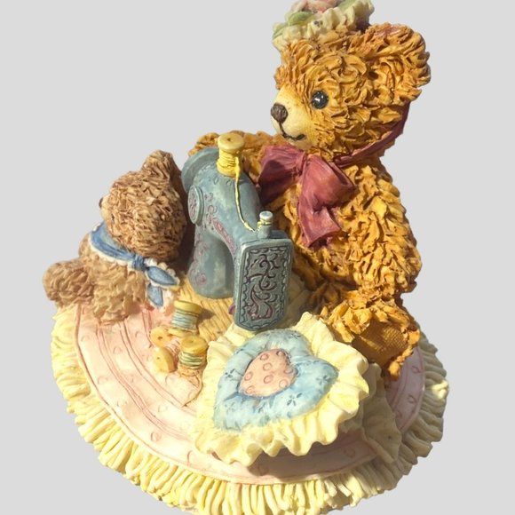 💰 5 FOR $40 / BAINBRIDGE BEARS COLLECTION: VINTAGE - THE FINISHING TOUCH (EUC) - Picture 4 of 5